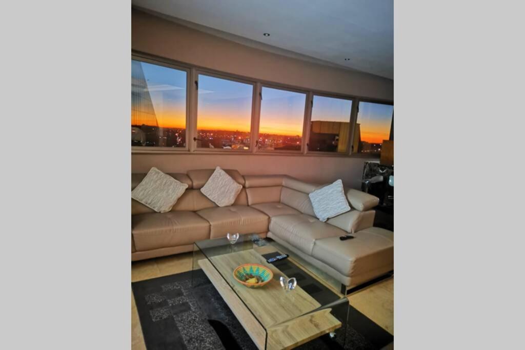 1507-Amazing Views & Unique Joburg Cbd Luxury Apartment Johannesburg Luaran gambar