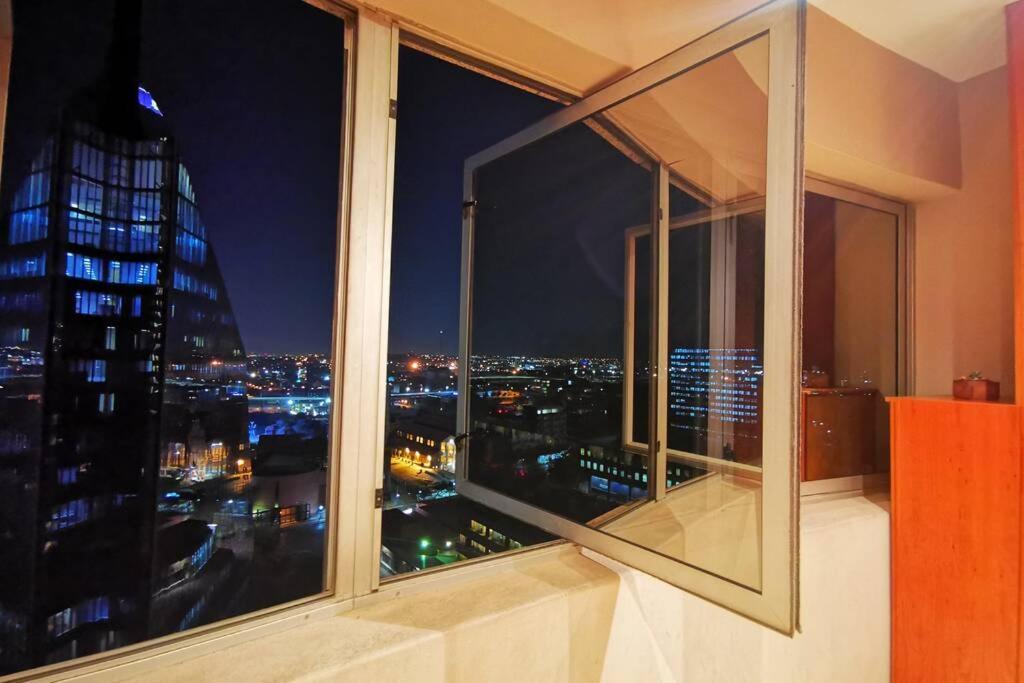1507-Amazing Views & Unique Joburg Cbd Luxury Apartment Johannesburg Luaran gambar
