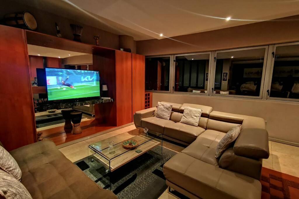 1507-Amazing Views & Unique Joburg Cbd Luxury Apartment Johannesburg Luaran gambar